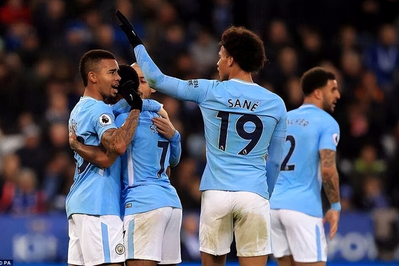 波兰完胜阿森纳,萨内点燃赛场 波兰完胜阿森纳,萨内点燃赛场