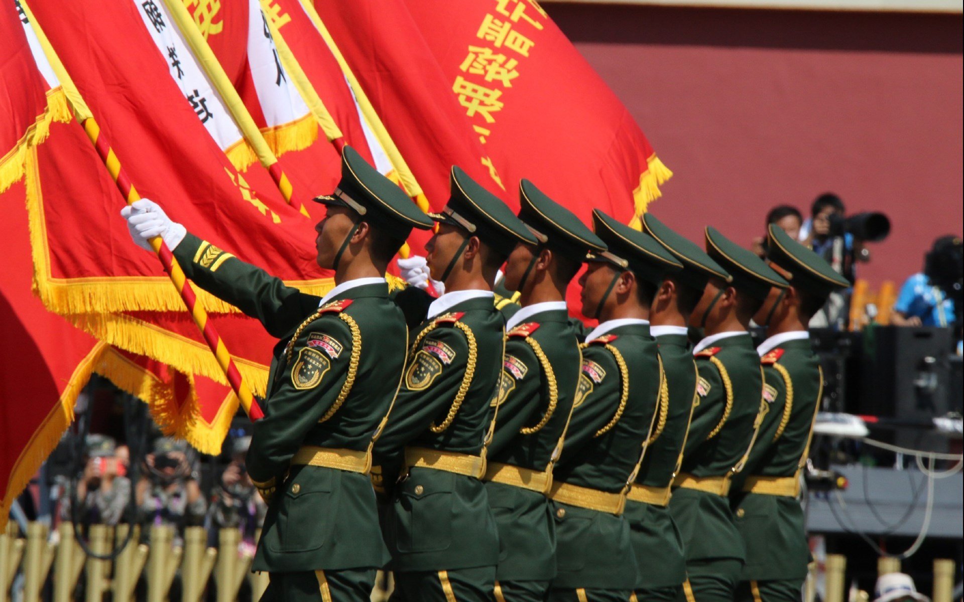 从圣马梅斯到伯纳乌,一场非典型翻盘与一位非典型主宰的意志交响曲