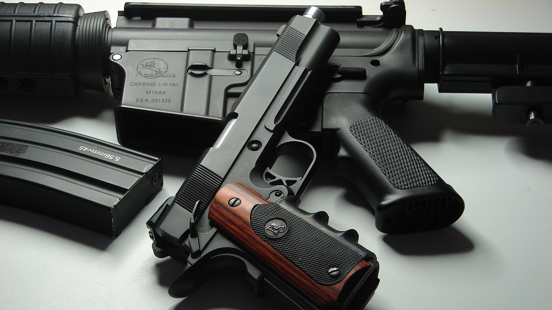 沉默的刀锋，当伦纳德在杜兰特注视下，完成一场压力爆发的无声宣言