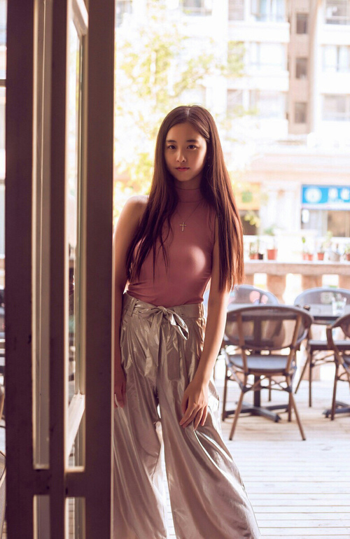 东方烈豹对阵南海岸烈焰，切特全面表现征服评委，广东队团队协作赢得精神胜利