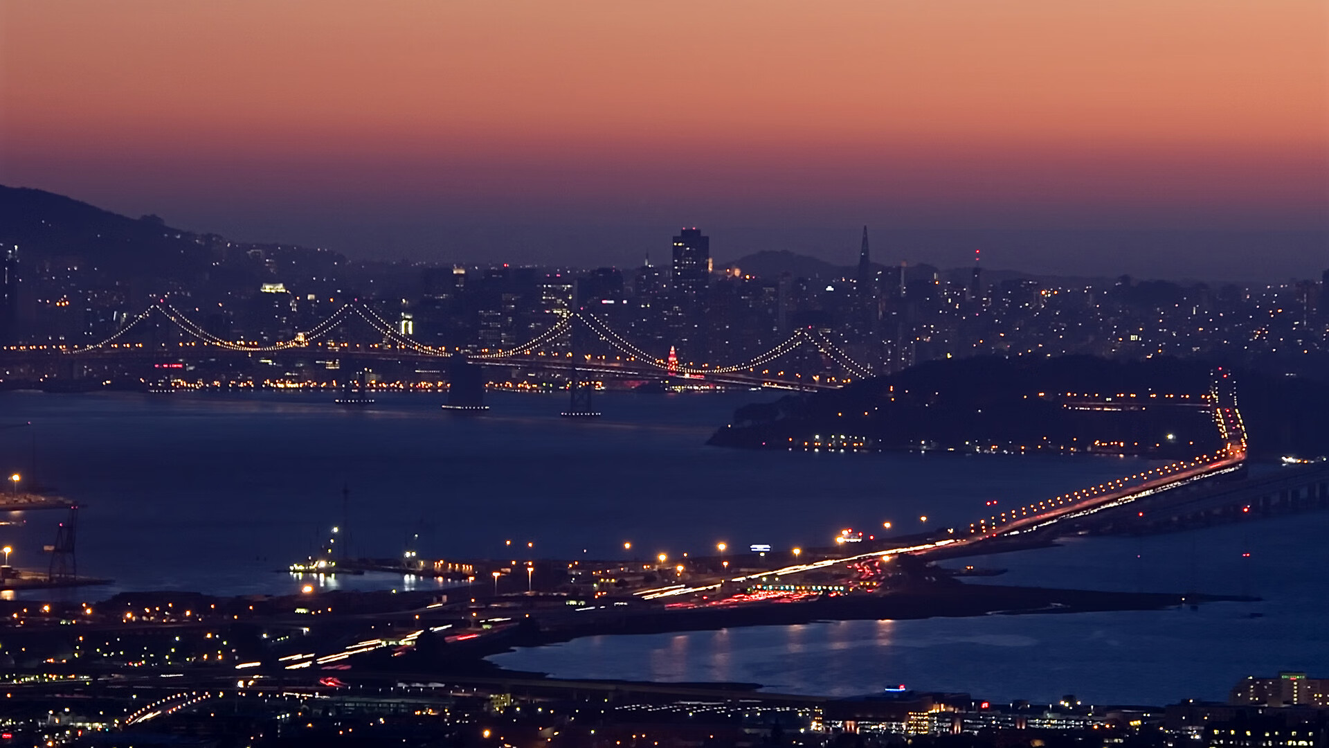 街道战争，当篮球场化为赛道，国王在轰鸣中刺穿黄蜂